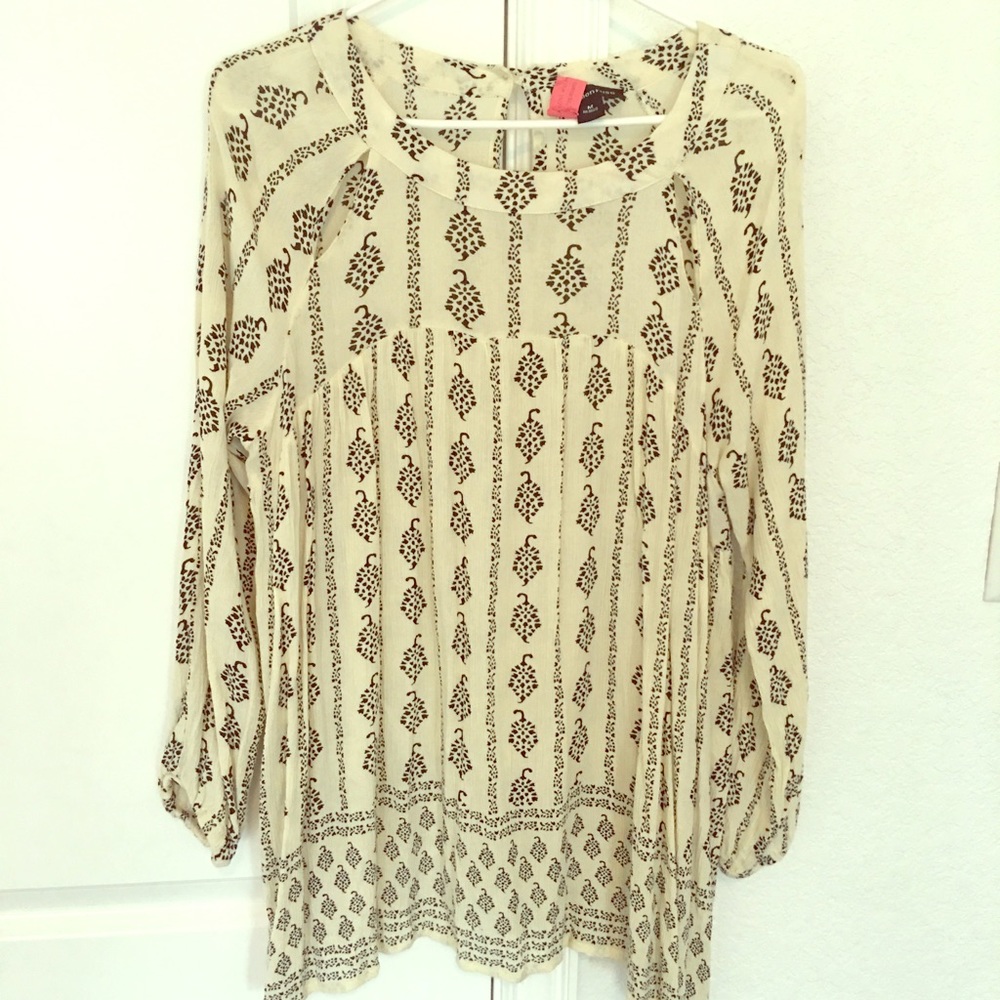 Long sleeve blouse